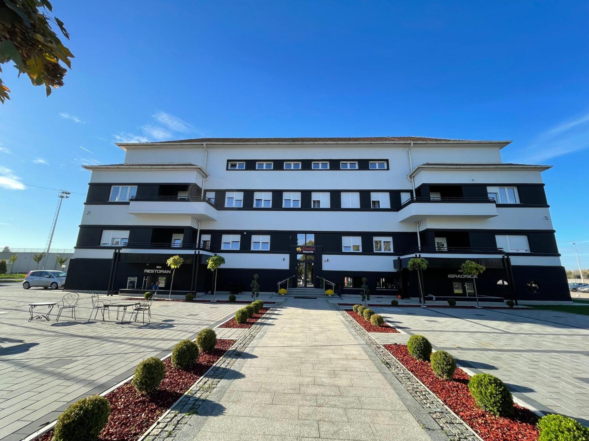 Hotel Cataleya Šabac Extérieur photo